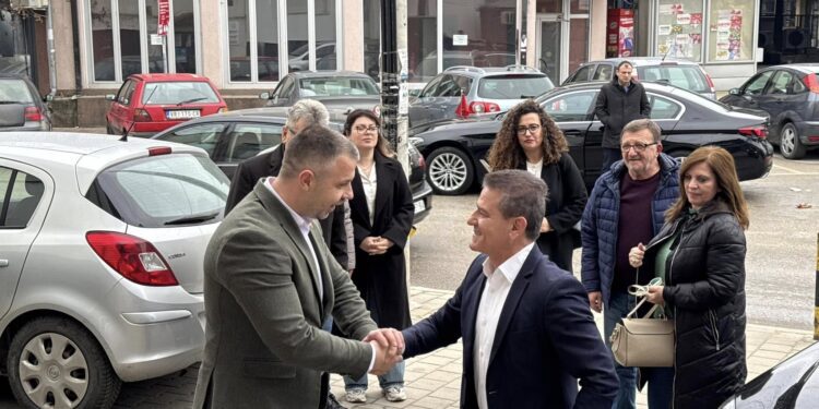 Gazetarë nga Shqipëria vizitojnë Këshillin Kombëtarë Shqiptar në Bujanoc!