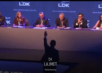 Para së gjithash, Kosova!