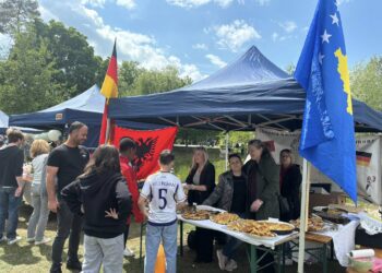 Shoqata “SALI ÇEKAJ” prezanton ushqimet tradicionale shqiptare