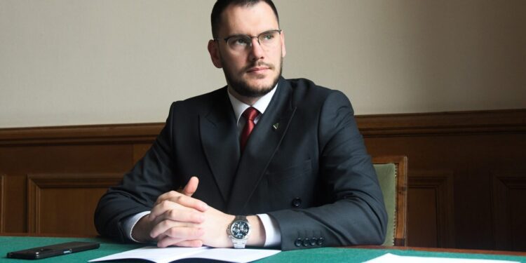 “Bashkësia Islame nuk është plaçkë politike” – Numanoviq paralajmëron për rrezikun e instrumentalizimit fetar në Sanxhak