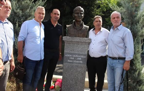 Lavdi për jetë e mot heroit kapiten Adem Ukëhaxhaj – “GURI”!