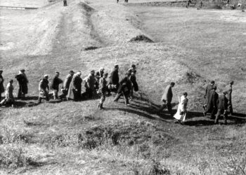 Ikjet e hebrenjve në Serbi (1941–1944) dhe narrativat për Sanxhakun