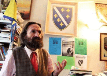 Akademiku Shefket Krciq nga Plava uron shqiptarët për 28 Nëntorin – Ditën e Pavarësisë së Shqipërisë