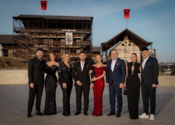 Tregimi i parrëfyer i Jasharajve për luftën! Bekimi dëshmon!