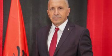 Deputeti i vetëm shqiptar në Serbi kthen mirënjohjen shtetërore: parime, jo simbolikë