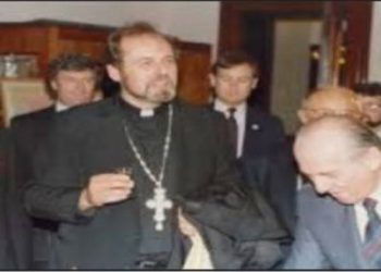 Kryepeshkopata Ortodokse Shqiptare e Amerikës ishte kundër fronëzimit të Anastas Janullatos