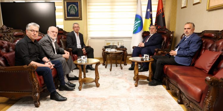 FALËNDERIM PËR PRITJEN NË REDAKSINË E REVISTËS “EDUKATA ISLAME”